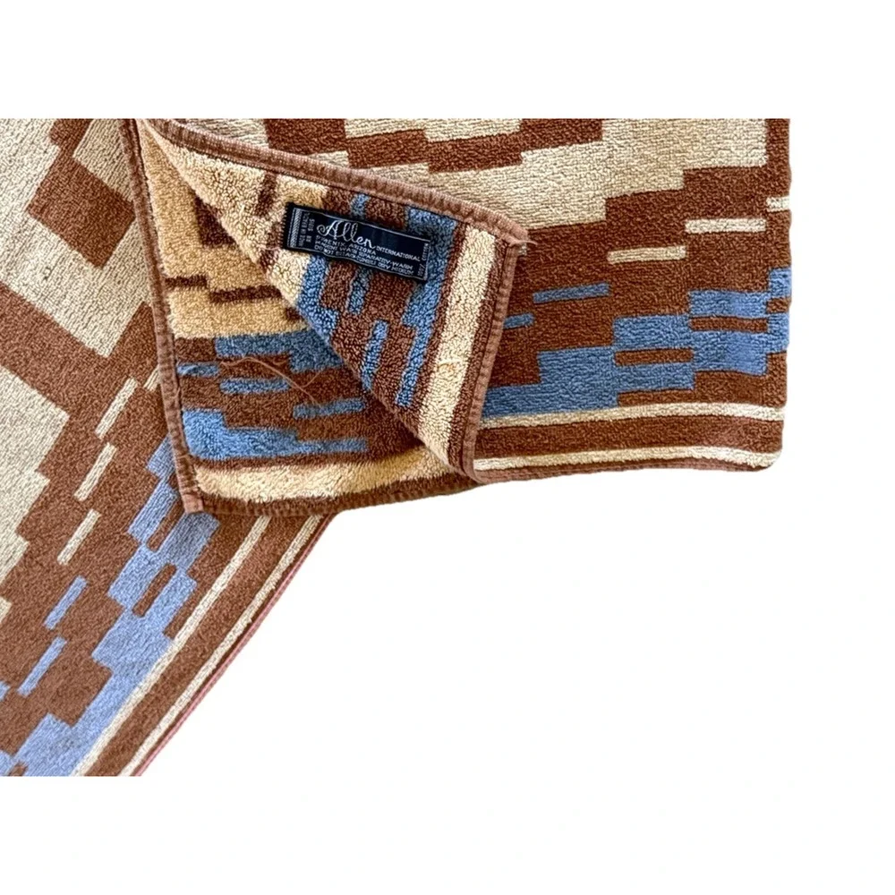 Vintage Allen International Hand Towels Bathroom Decor Wash Cloths Brown Blue